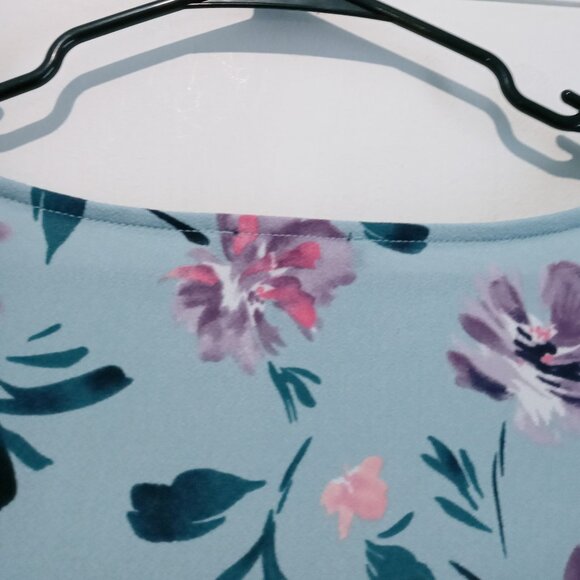 Roz & Ali Woman Azure Turquoise Floral 3/4 Bell Sleeve Blouse Size 2X - Picture 9 of 10